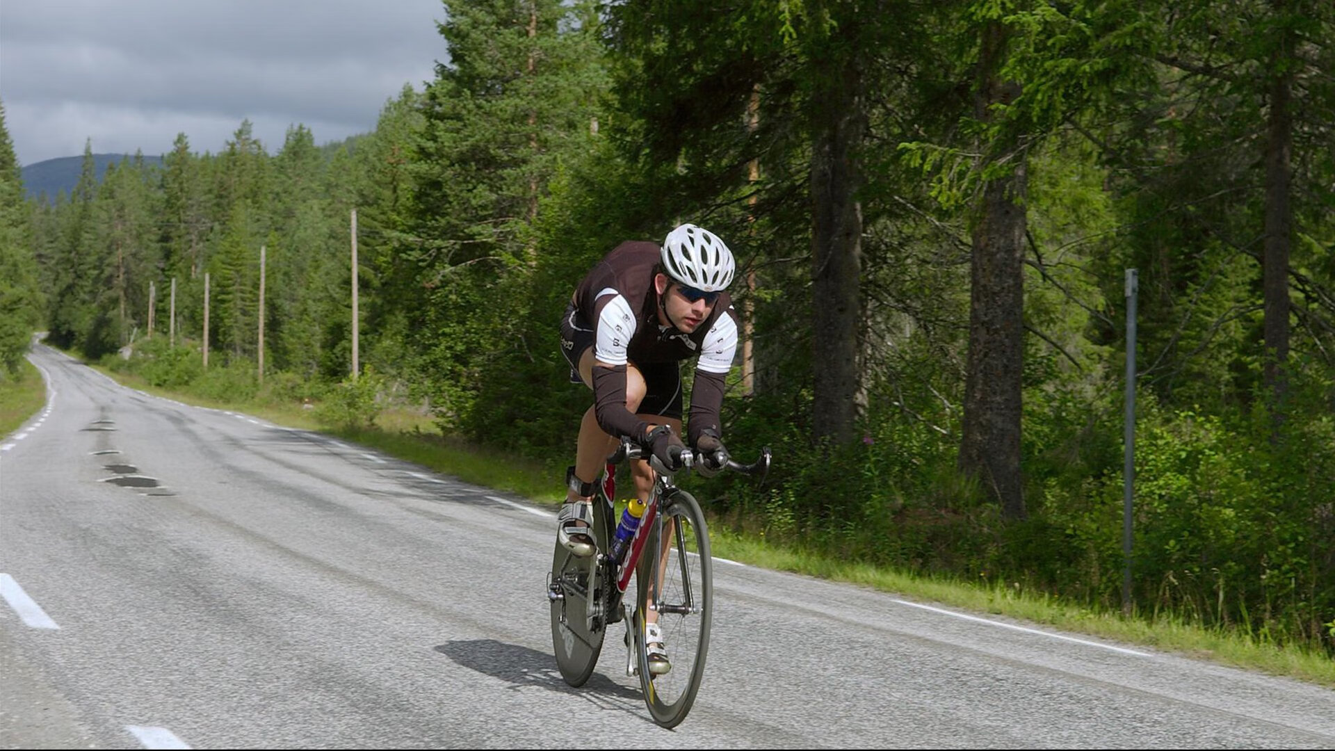 丁俊晖表示专注每一杆才能稳定发挥，丁俊晖发力